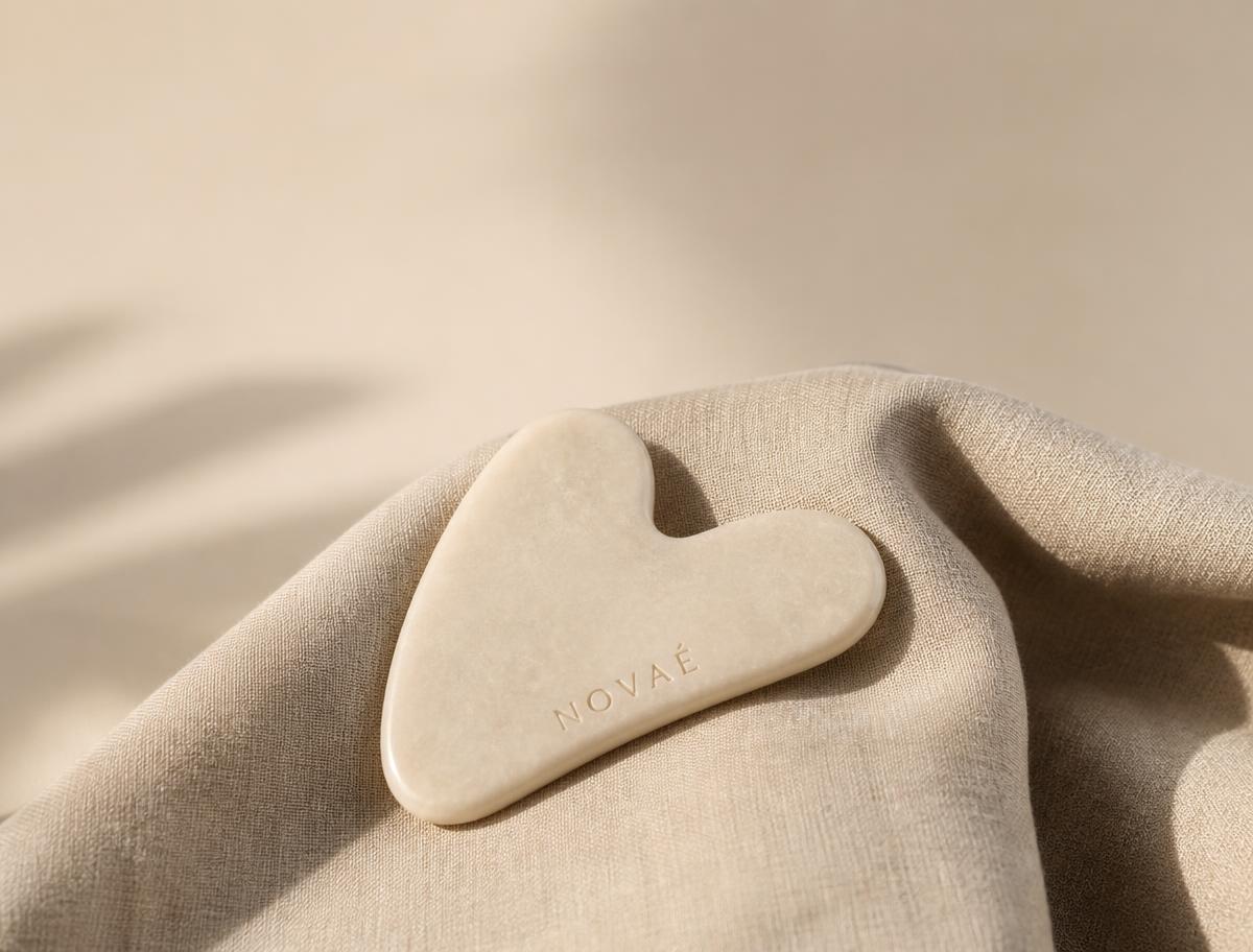 Novaé Sculpt gua sha on linen